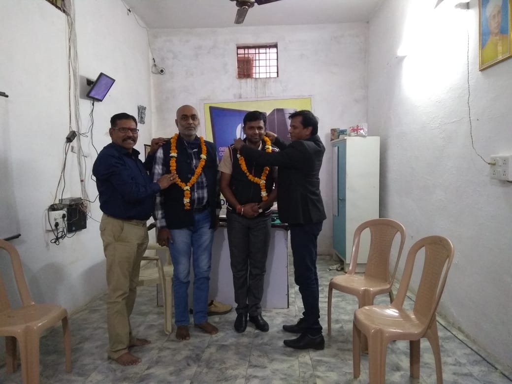 अखिल भारतीय ब्राह्मण एकता परिषद के प्रदेश कोषाध्यक्ष (मध्य प्रदेश)एवं संभा