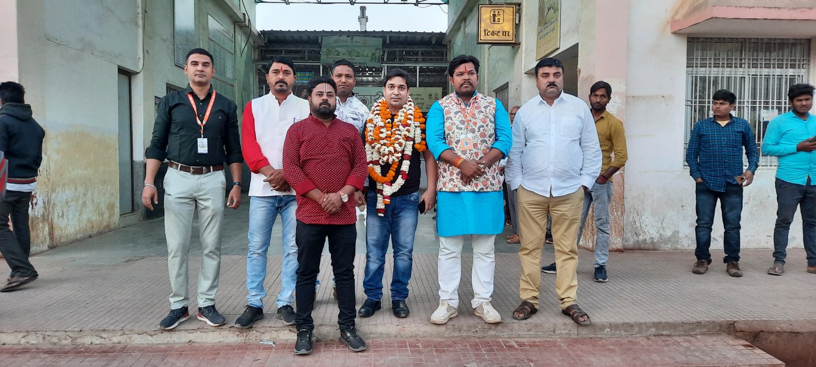 अखिल भारतीय ब्राह्मण एकता परिषद के राष्ट्रीय कोषाध्यक्ष पंडित हरीश शुक्ला